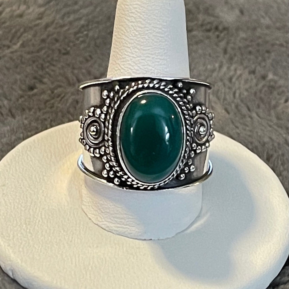 Unisex Deep green Onyx Ring